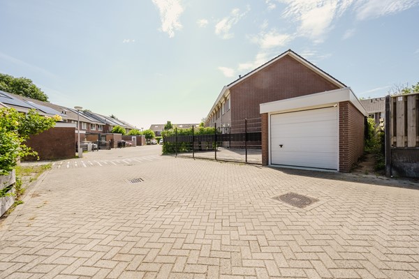 Medium property photo - Snoekenveen 102, 3205 CM Spijkenisse